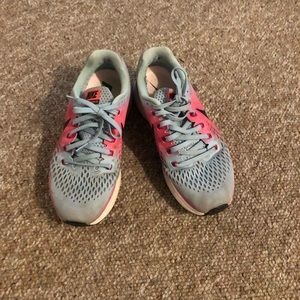 Nike pegasus athletic shoes